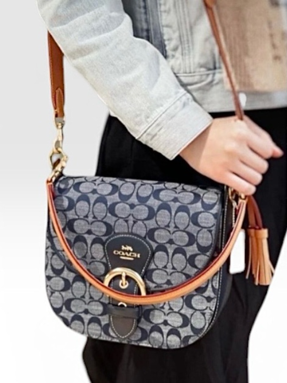 Coach Kleo 23 Navy Blue Canvas Brown Signature Chambray Shoulder Crossbody Bag - Picture 2 of 14